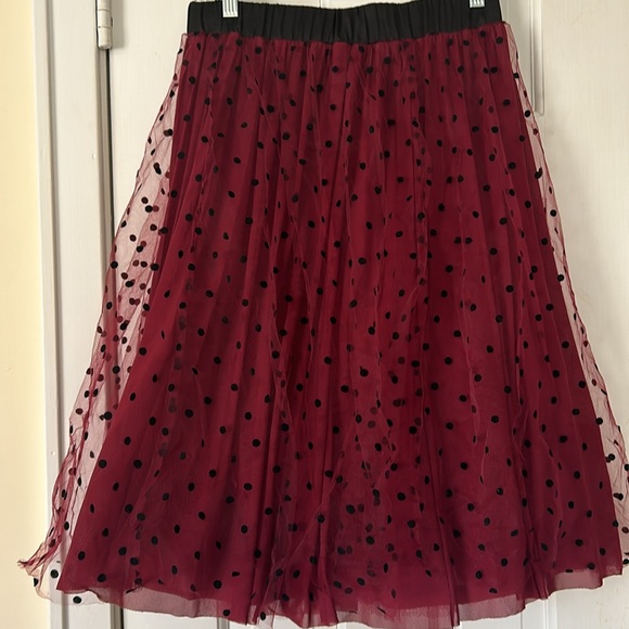 Draper James RSVP Burgundy Tulle Skirt - Picture 2 of 6